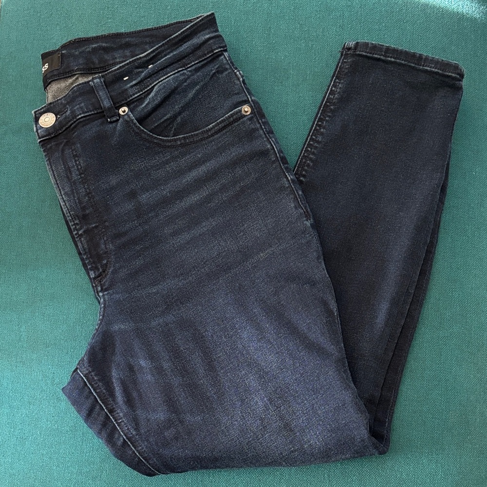 Express Perfect Curves High Rise Jean Legging